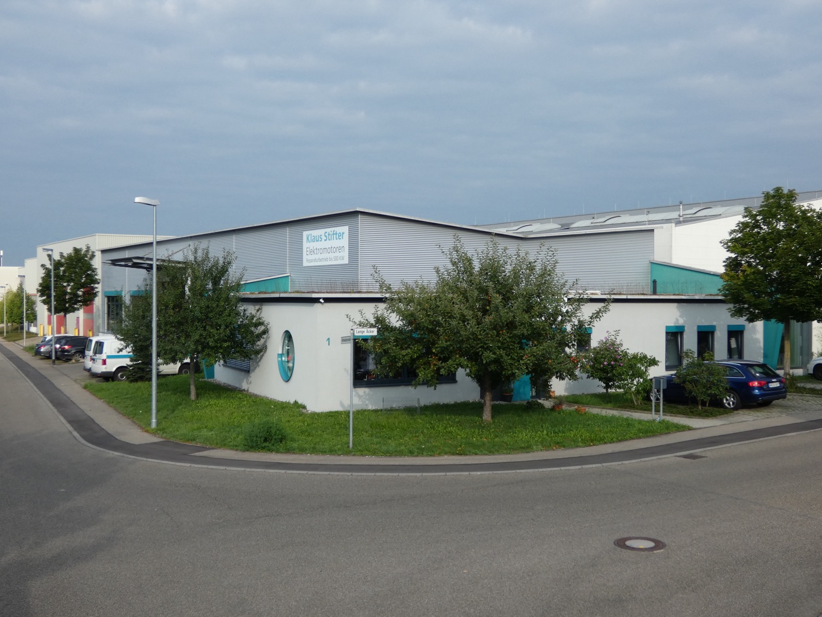 Eigenes Firmengebäude Lange Äcker 1, Waiblingen