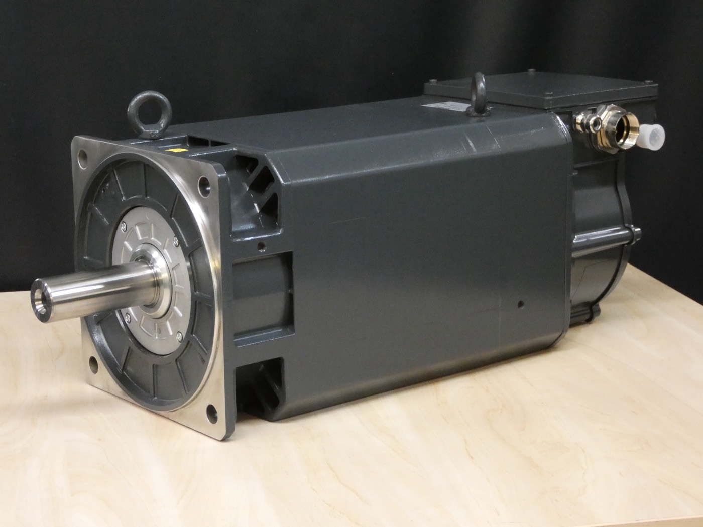 Instandgesetzter Hauptspindelantrieb Siemens 1PH7137